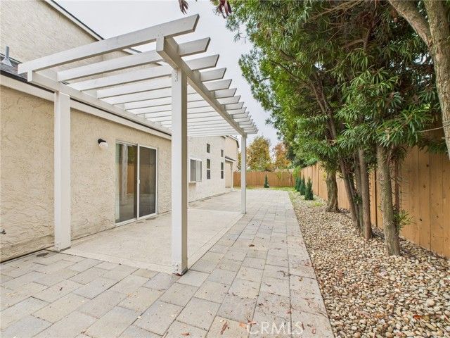 10781 N Windham Bay Circle, Fresno, CA 93730