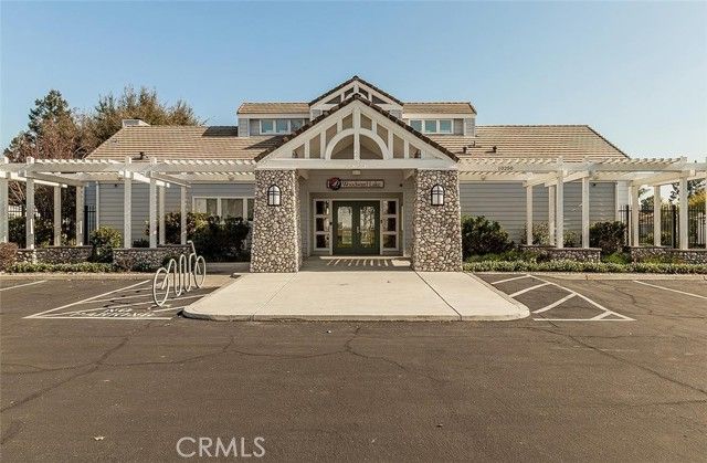 10781 N Windham Bay Circle, Fresno, CA 93730