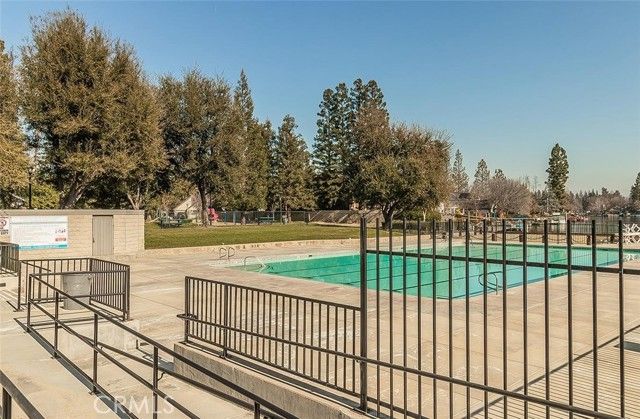 10781 N Windham Bay Circle, Fresno, CA 93730