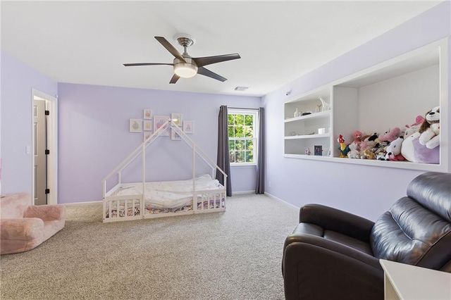 8001 Darnell Lane, Lenexa, KS 66215