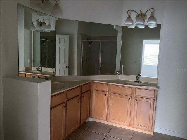 3721 PARKRIDGE CIRCLE 6-104, Sarasota, FL 34243