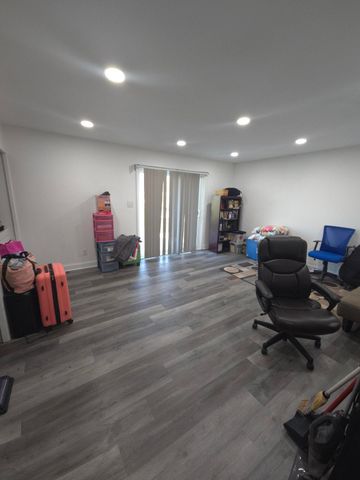 7351 Buchanan Street, Merrillville, IN 46410