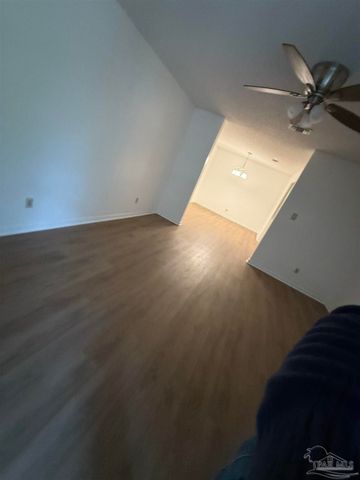 8370 Carl Dean 206, Pensacola, FL 32514