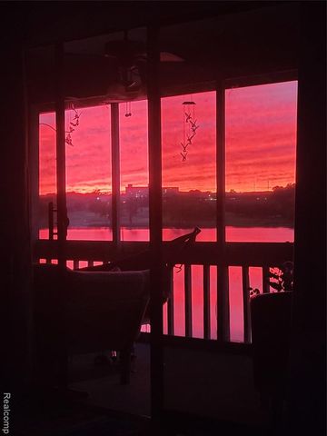 855 Cliffs Drive 303C, Ypsilanti, MI 48198