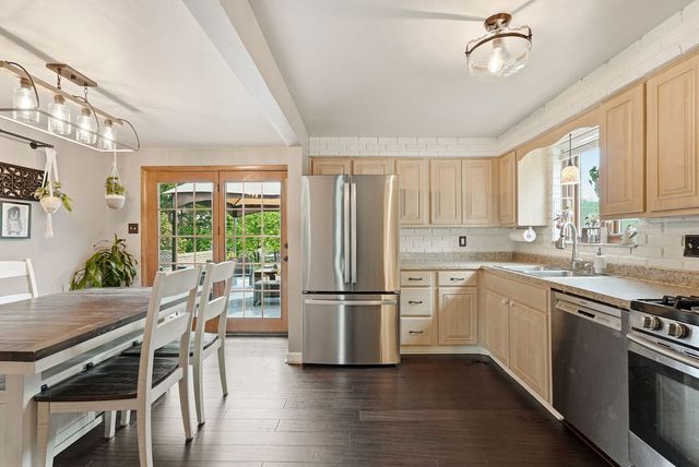 621 Portia DRIVE, Bethel Park, PA 15236