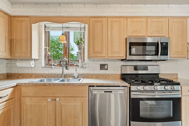 621 Portia DRIVE, Bethel Park, PA 15236