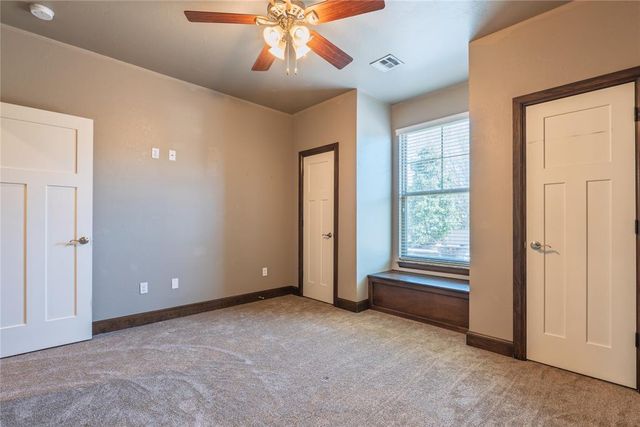 2715 Woodlawn Court, Shawnee, OK 74804