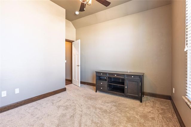 2715 Woodlawn Court, Shawnee, OK 74804