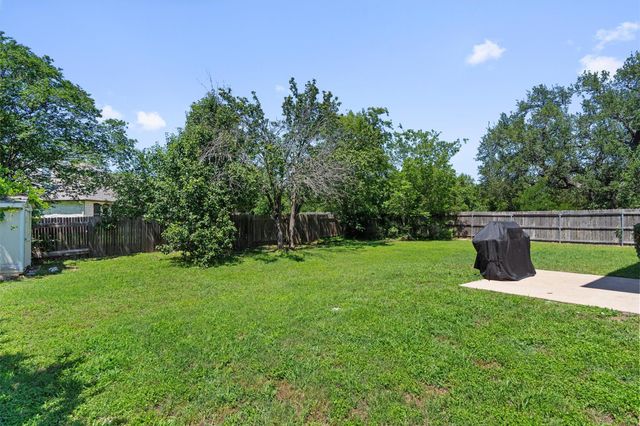 9028 Mountain Mist LN, Round Rock, TX 78681