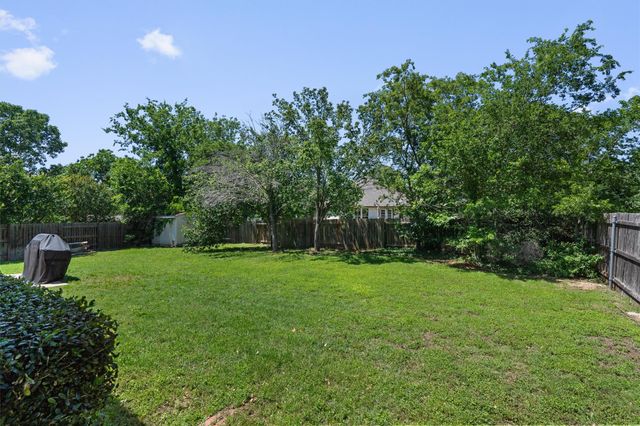 9028 Mountain Mist LN, Round Rock, TX 78681