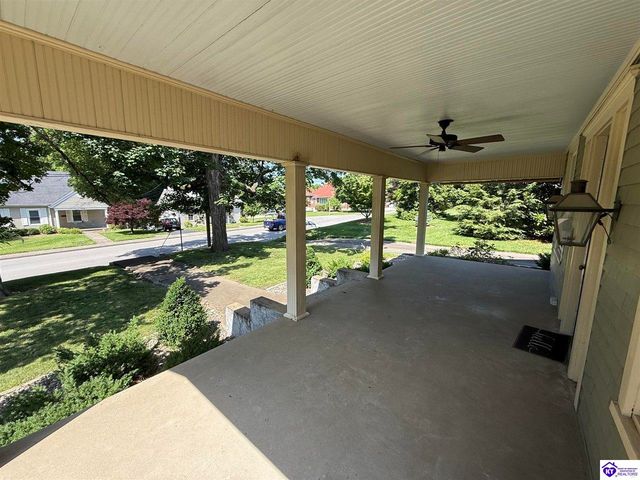 223 W Poplar Street, Elizabethtown, KY 42701