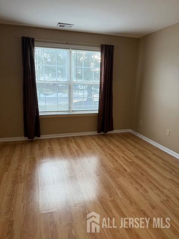 513 Waterford Drive, Edison, NJ 08817