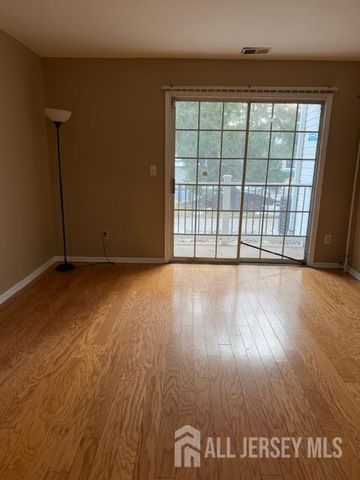 513 Waterford Drive, Edison, NJ 08817