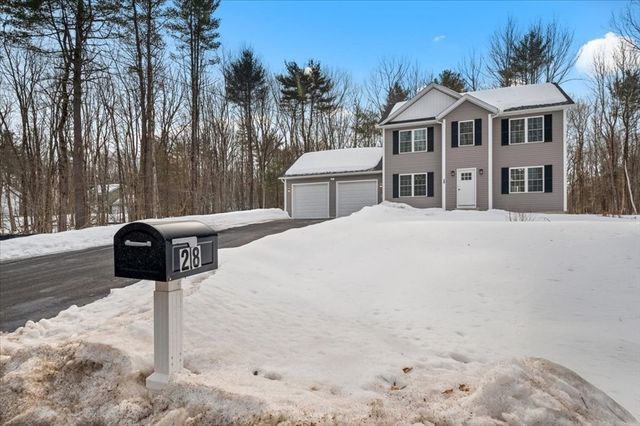 28 Murray Rd, Ashburnham, MA 01430