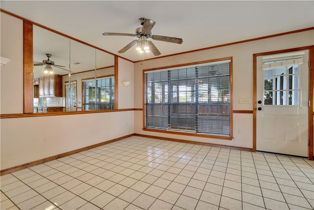 3406 W Hemlock Street, Rogers, AR 72756