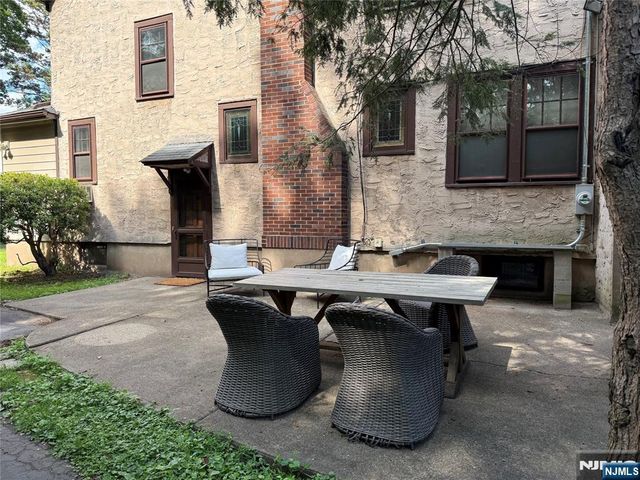 37 Columbus Avenue, Harrington Park, NJ 07640