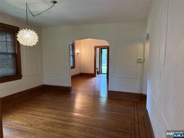 37 Columbus Avenue, Harrington Park, NJ 07640