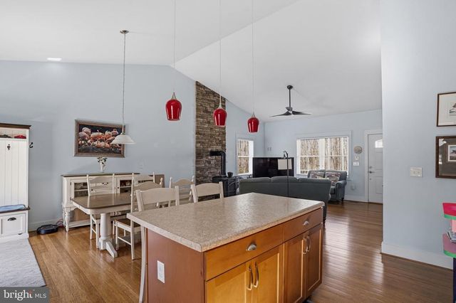 216 COOKE LN, Bumpass, VA 23024