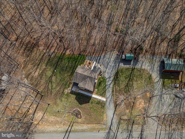 216 COOKE LN, Bumpass, VA 23024