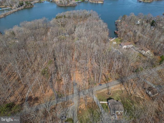 216 COOKE LN, Bumpass, VA 23024