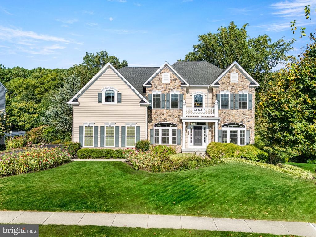 26 INNISCRONE DR, Avondale, PA 19311