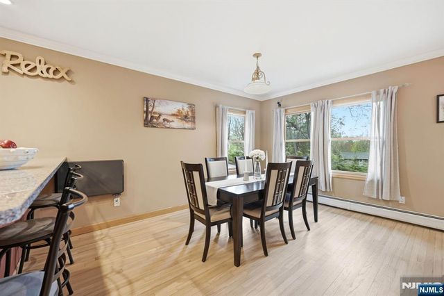 219 Snake Den Road, Wanaque, NJ 07465