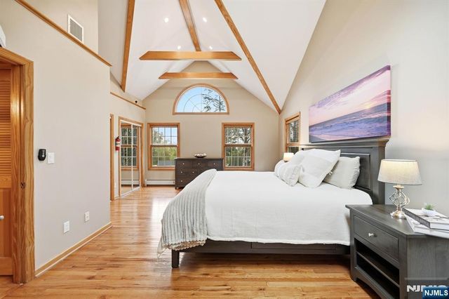 219 Snake Den Road, Wanaque, NJ 07465