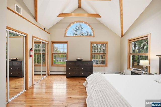 219 Snake Den Road, Wanaque, NJ 07465