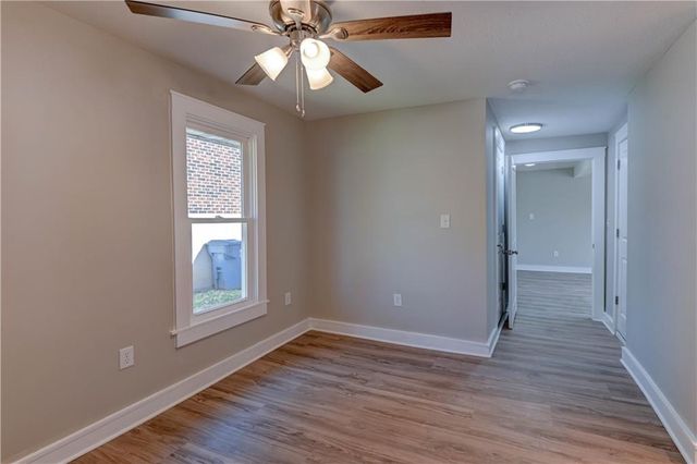 1020 S Mccoy Street, Independence, MO 64050