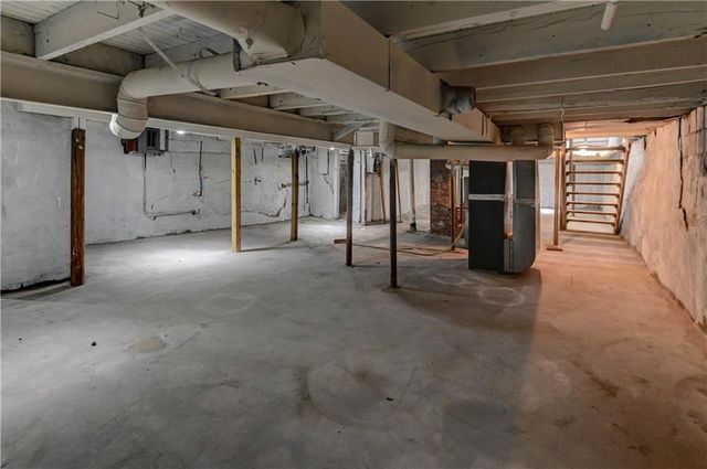 1020 S Mccoy Street, Independence, MO 64050