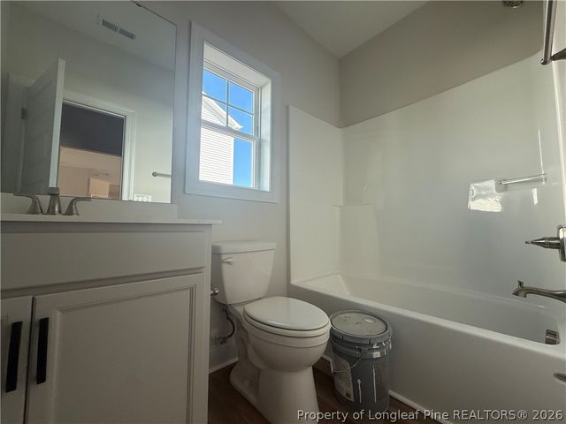 215 Brickendon Lane, Raeford, NC 28376