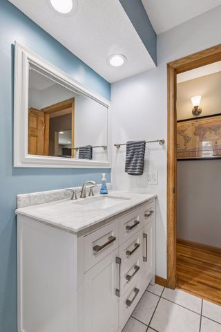 1858 Turquoise Trail, Eagan, MN 55122