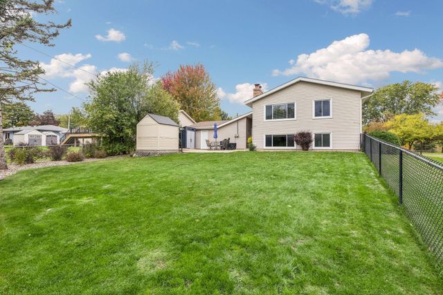 1858 Turquoise Trail, Eagan, MN 55122