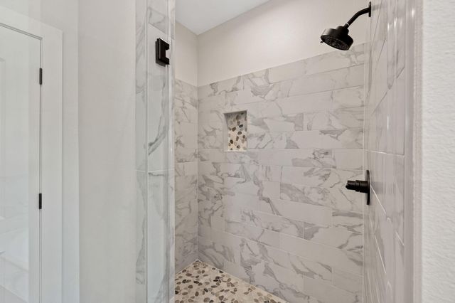 20627 Sunny Shores Drive, Houston, TX 77346