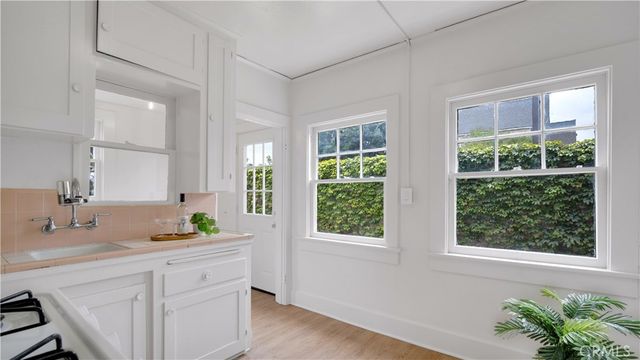 207 W Buffalo Avenue, Santa Ana, CA 92706