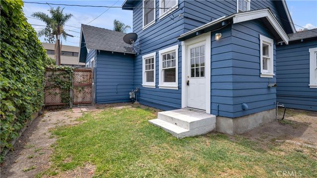 207 W Buffalo Avenue, Santa Ana, CA 92706