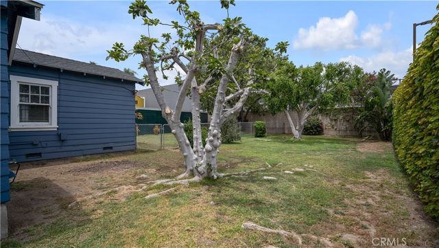 207 W Buffalo Avenue, Santa Ana, CA 92706