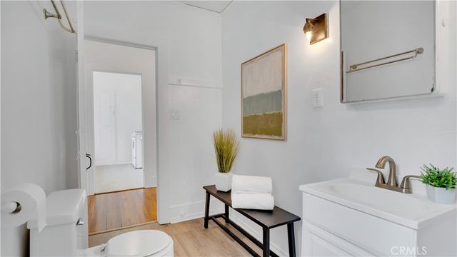 207 W Buffalo Avenue, Santa Ana, CA 92706