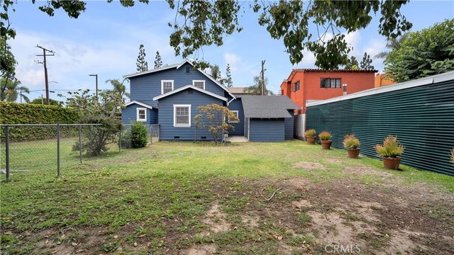 207 W Buffalo Avenue, Santa Ana, CA 92706