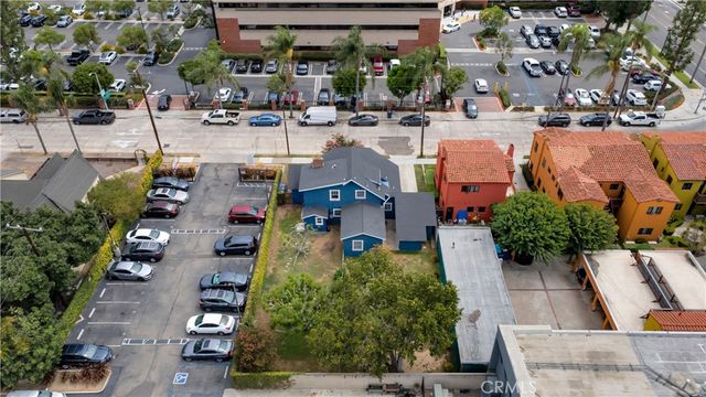 207 W Buffalo Avenue, Santa Ana, CA 92706