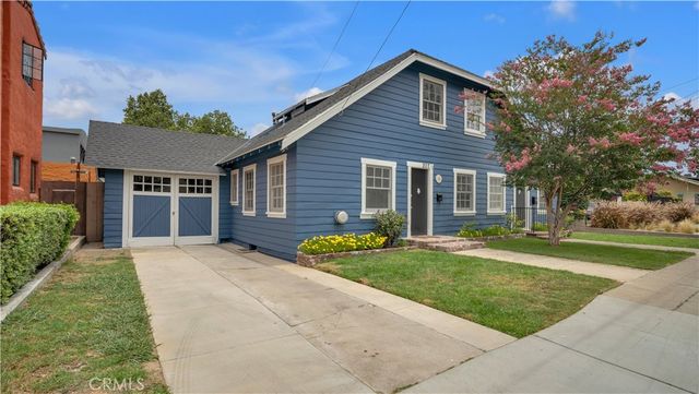 207 W Buffalo Avenue, Santa Ana, CA 92706