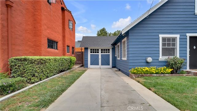 207 W Buffalo Avenue, Santa Ana, CA 92706