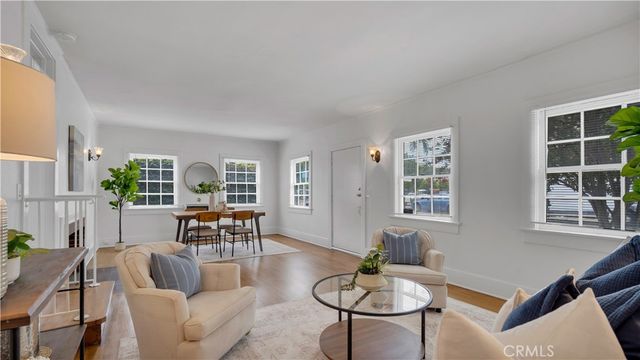 207 W Buffalo Avenue, Santa Ana, CA 92706