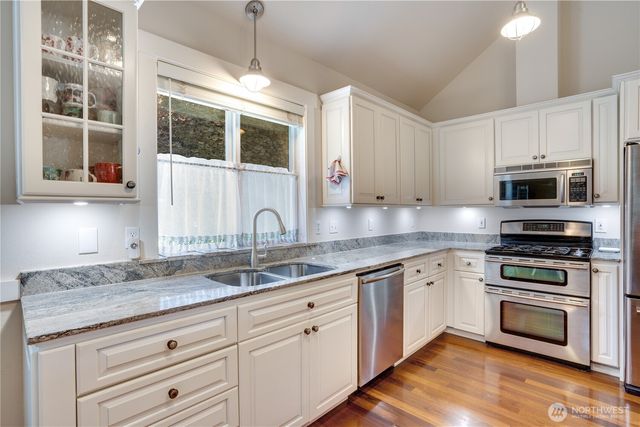 5332 N Commercial Street, Ruston, WA 98407