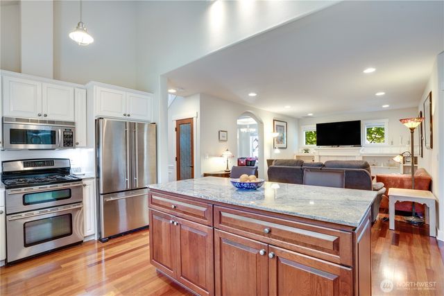 5332 N Commercial Street, Ruston, WA 98407