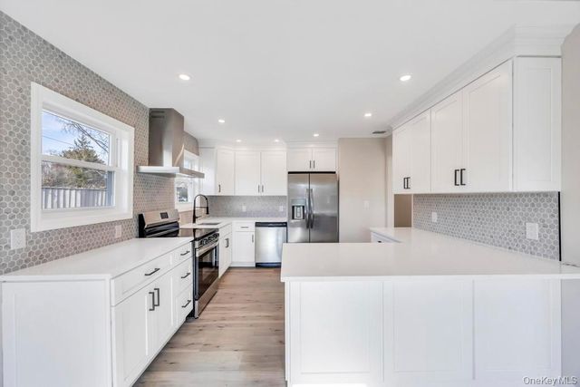 15 Marshall Street, Massapequa, NY 11758