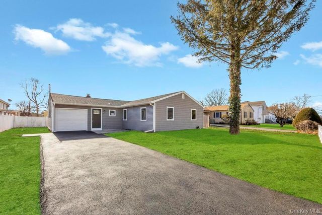 15 Marshall Street, Massapequa, NY 11758