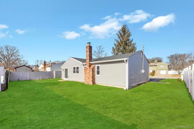 15 Marshall Street, Massapequa, NY 11758