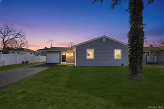 15 Marshall Street, Massapequa, NY 11758