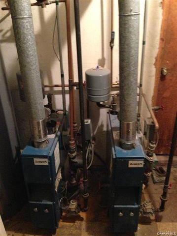 658 E 216th Street 3, Bronx, NY 10467